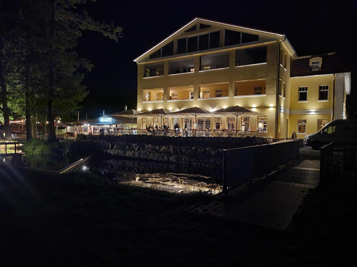 Hotel & Ferienpark Fleether Muehle Mirow Eksteriør billede